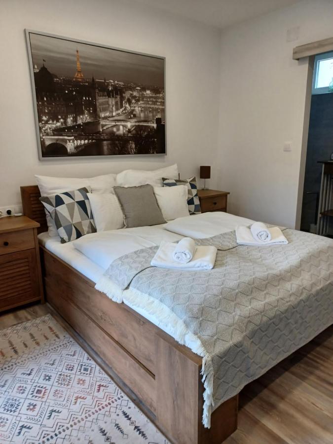 Bed and Breakfast Adamko Borkert Haz Виллань Экстерьер фото
