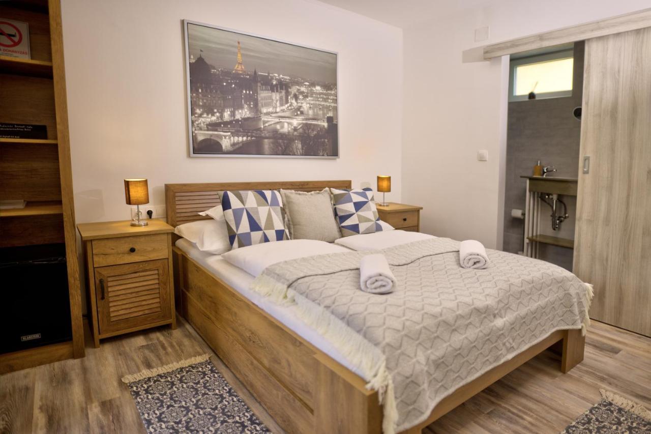 Bed and Breakfast Adamko Borkert Haz Виллань Экстерьер фото